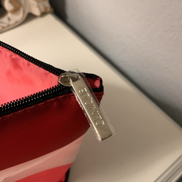 Clinique X Kate Spade makeup bag - Picture 5 of 6